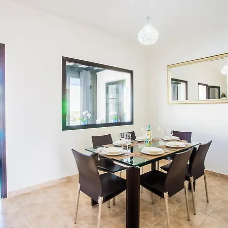 Готель Mario Lanzarote